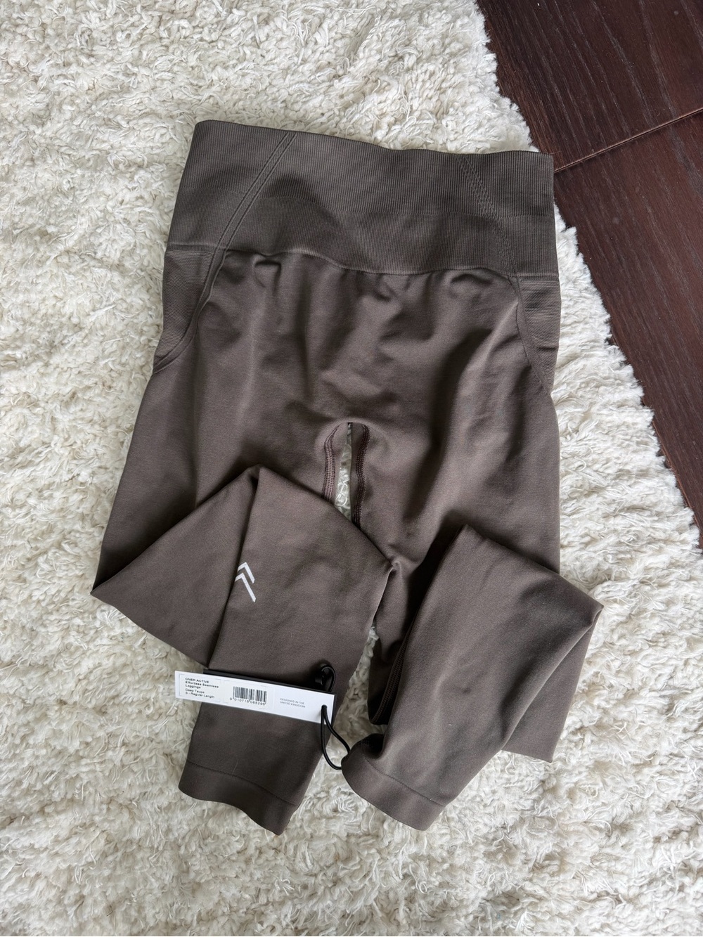 NWT Oner Active Effortless Seamless Leggings — Deep Taupe